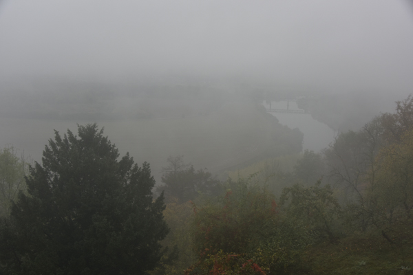 Die Weser im Nebel bei Fürstenberg